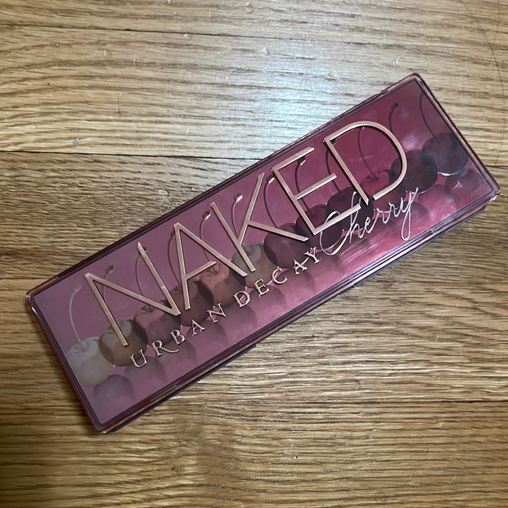 Urban Decay naked cherry